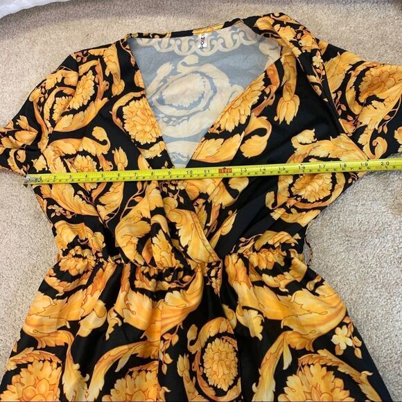 YELLOW black chain print Versace inspired maxi dress Sz M - Picture 14 of 15